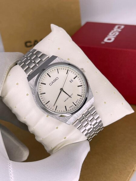 Montre Casio Classique Homme