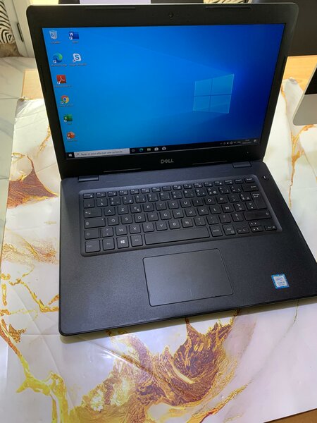 Dell Latitude 3490 Laptop