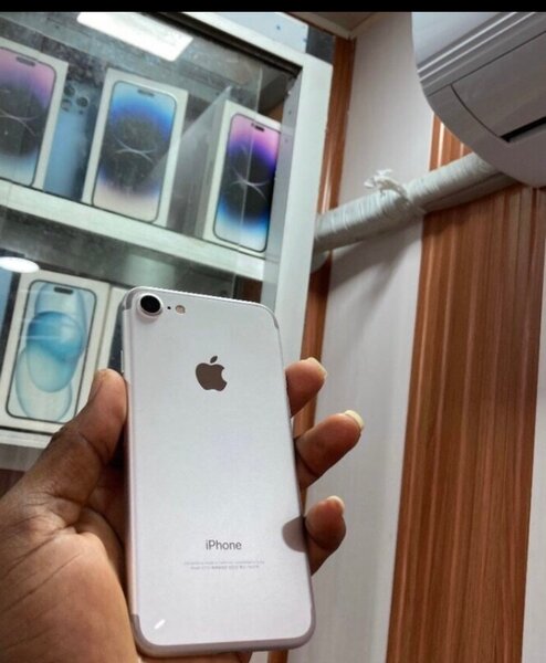 iPhone 7 simple