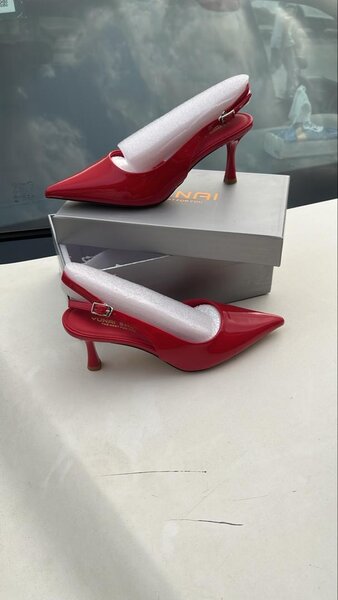 Escarpins rouges vernis