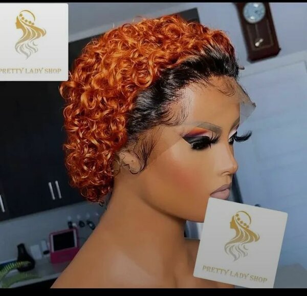 Perruque bouclée de luxe