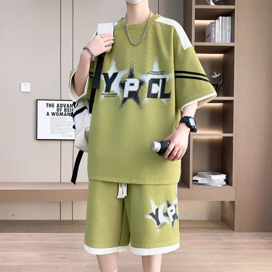 Tenue de sport décontractée homme