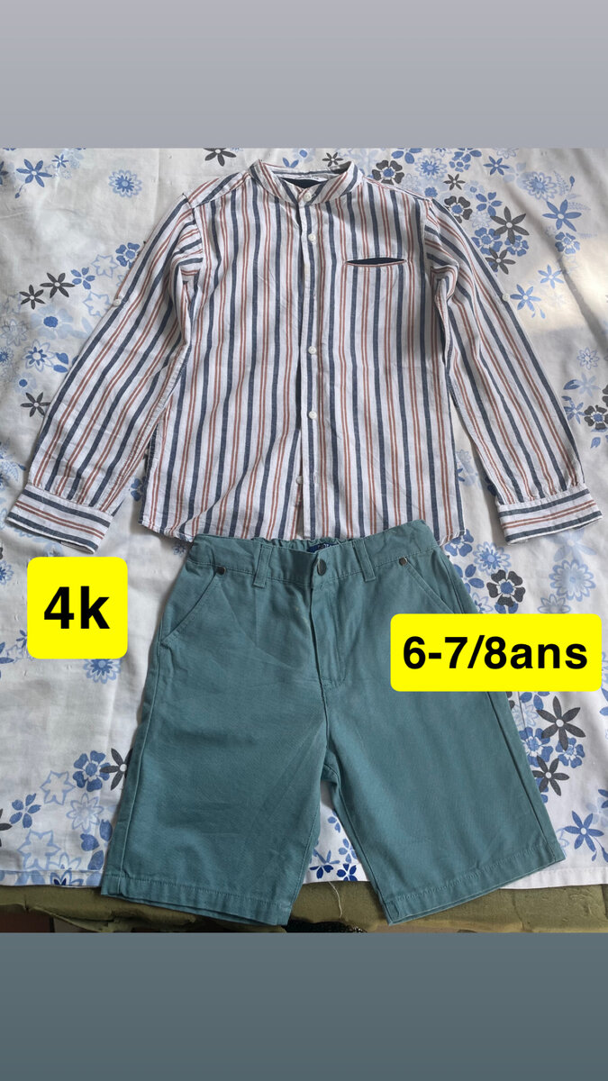Tenue Enfant Rayée Élégante