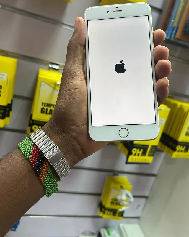 BRAND NEW IPHONE 🍏 pro 