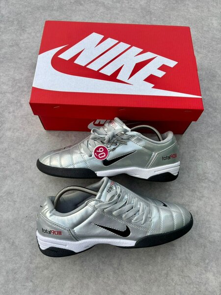 Nike Total 90 Shoes
