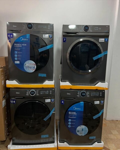 Midea washing machine and dryer