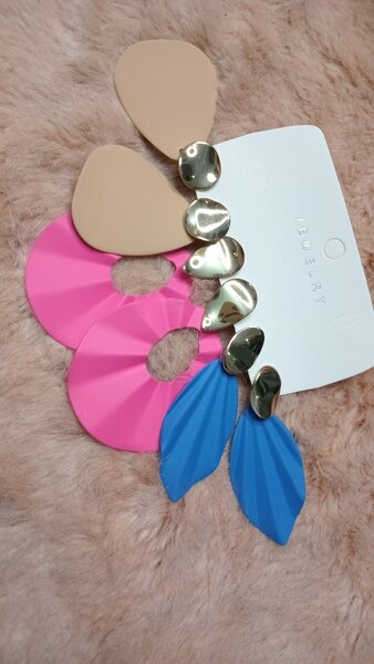 Boucles d'oreilles colorées