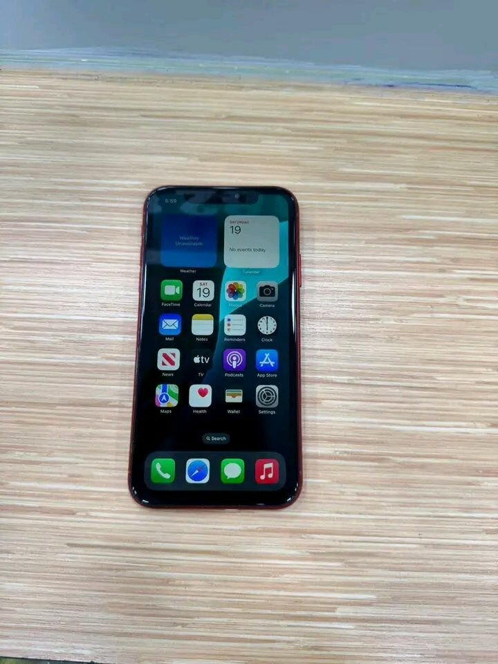 iPhone rouge 64 Go