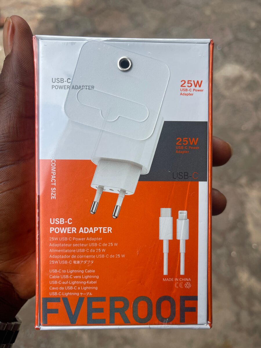 25W USB-C Power Adapter