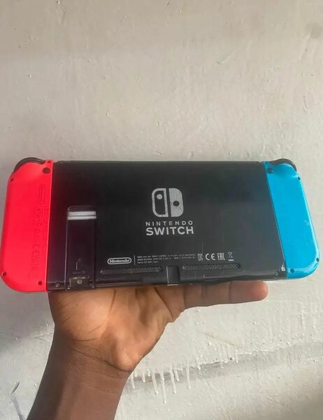 Nintendo Switch Console