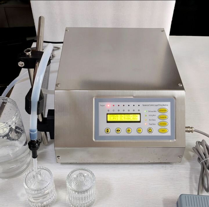 Machine de Remplissage Automatique pour Liquides