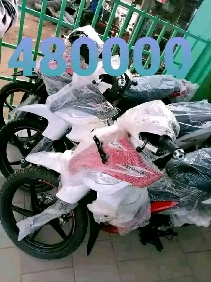 Moto de ville moderne