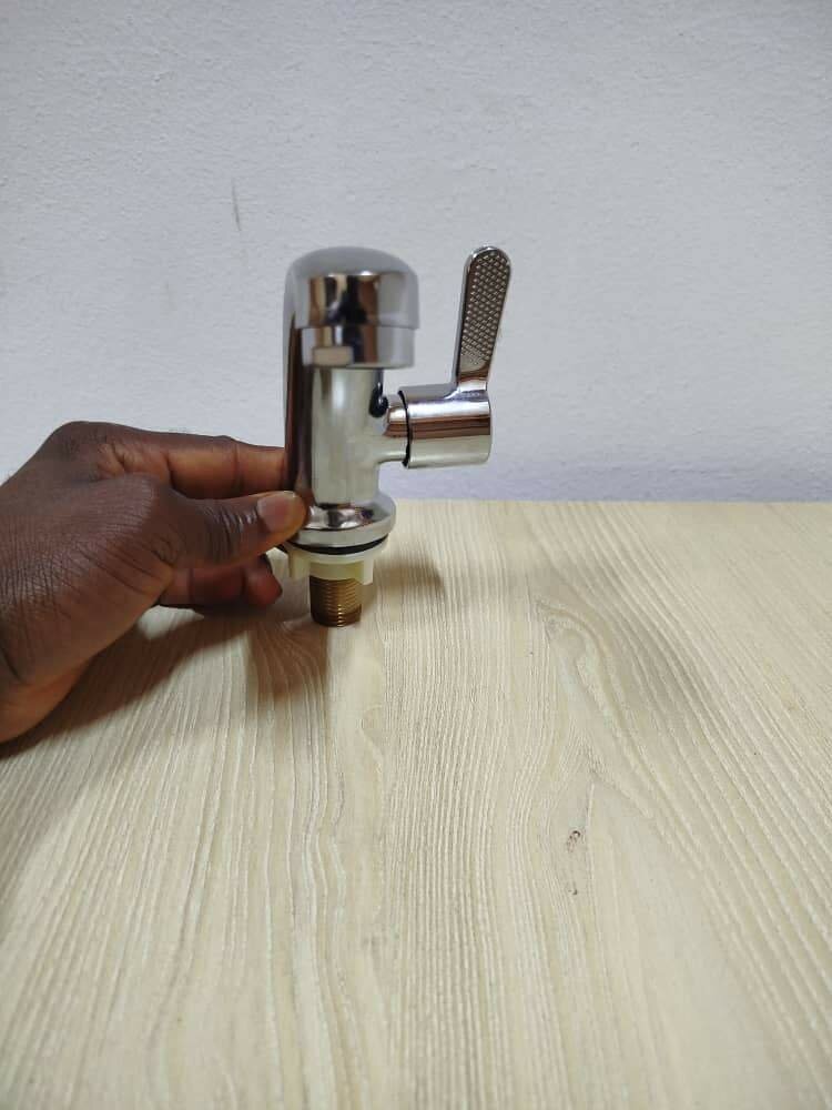 Robinet de lavabo stylé