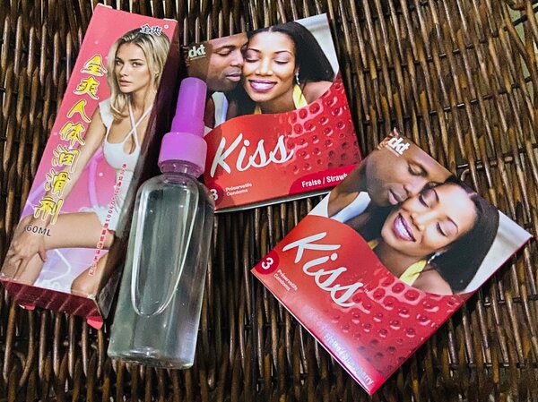 Préservatif + lubrifiant