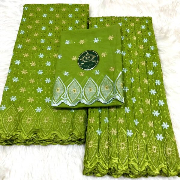 Tissus Brodé Africain Coloré