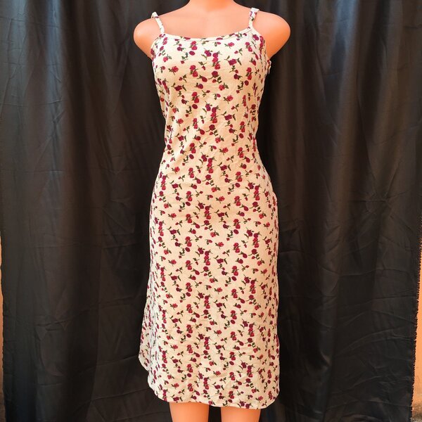 Floral sleeveless dress