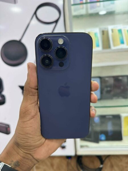 iPhone 14 pro 0100671054