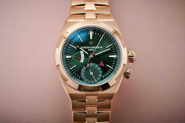 Montre de luxe élégante