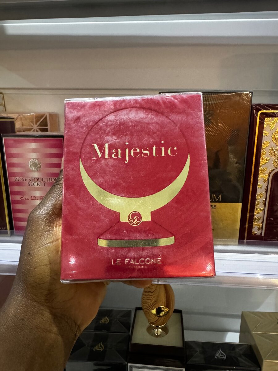 Majestic Le Falcone