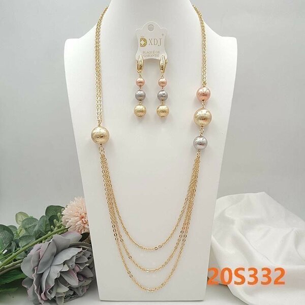 Parure élégante perles