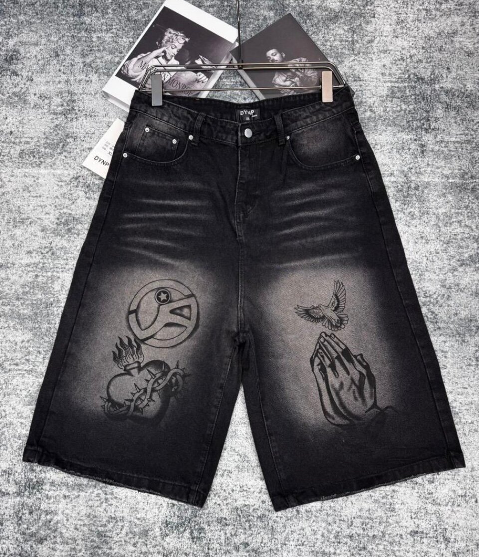 Shorts en jean imprimés graphiques