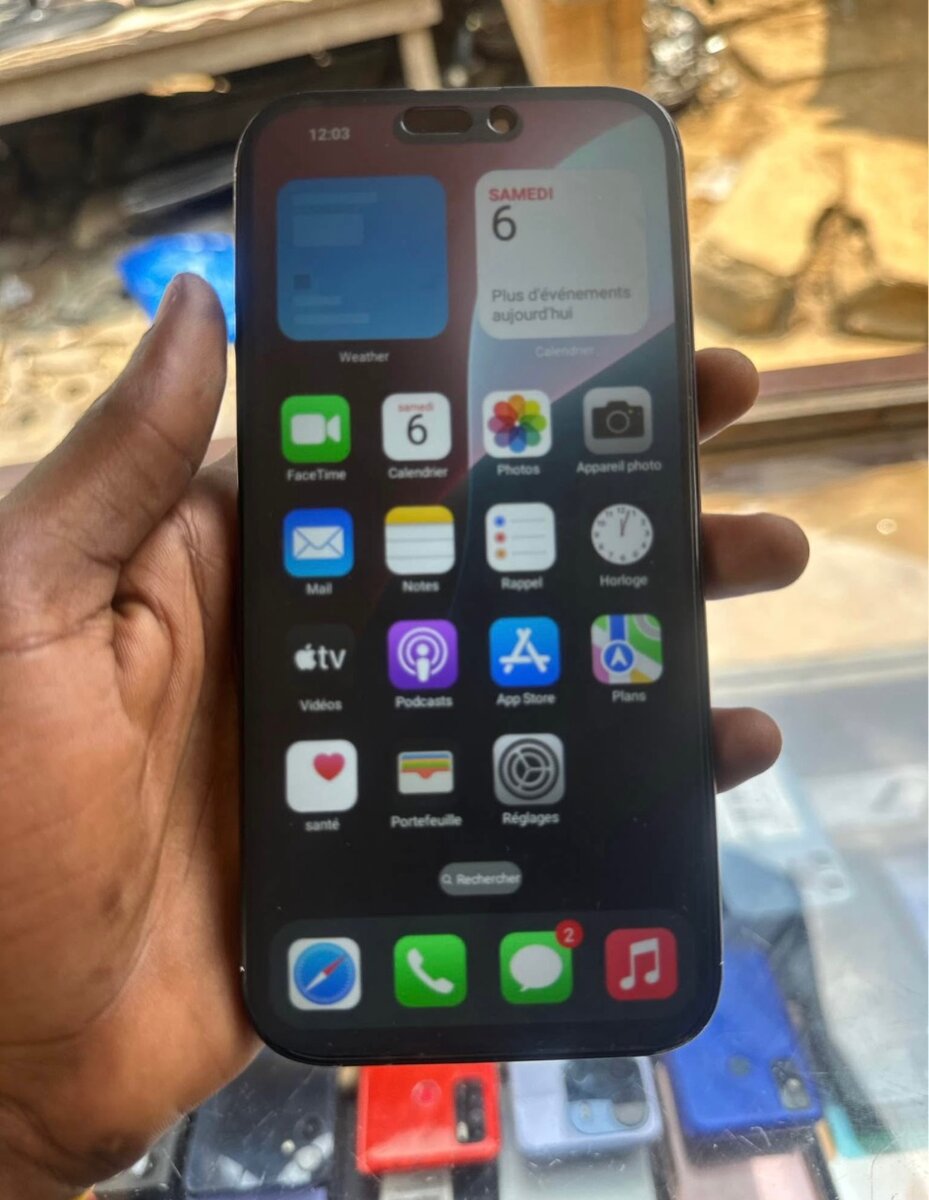 iPhone haut de gamme 128 Go