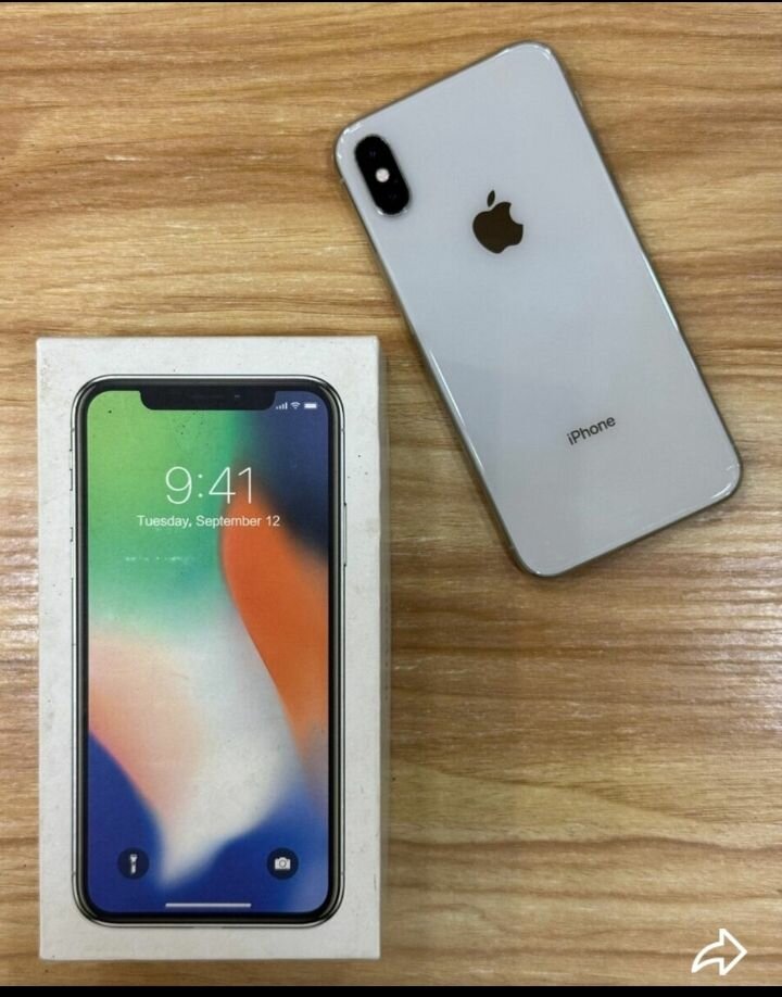 iPhone X 64GB Argent Débloqué