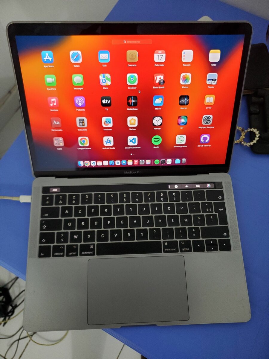 Macbook pro 2018 | ssd 256, 8go ️sans autonomie
