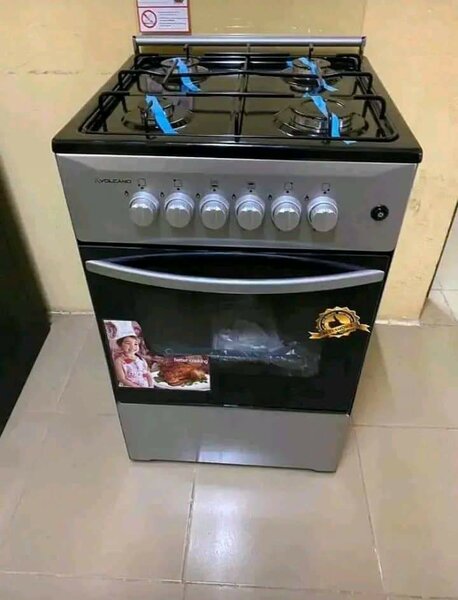 Four Gas Burner with Oven and Grill