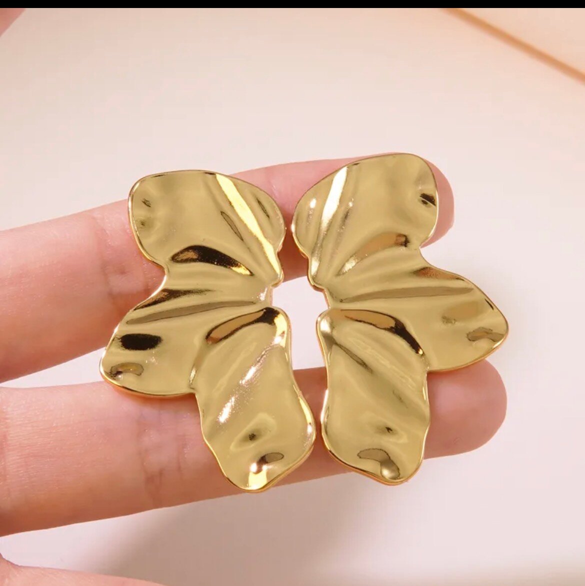 Boucles Papillon Élégantes