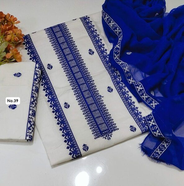 Printed lawn