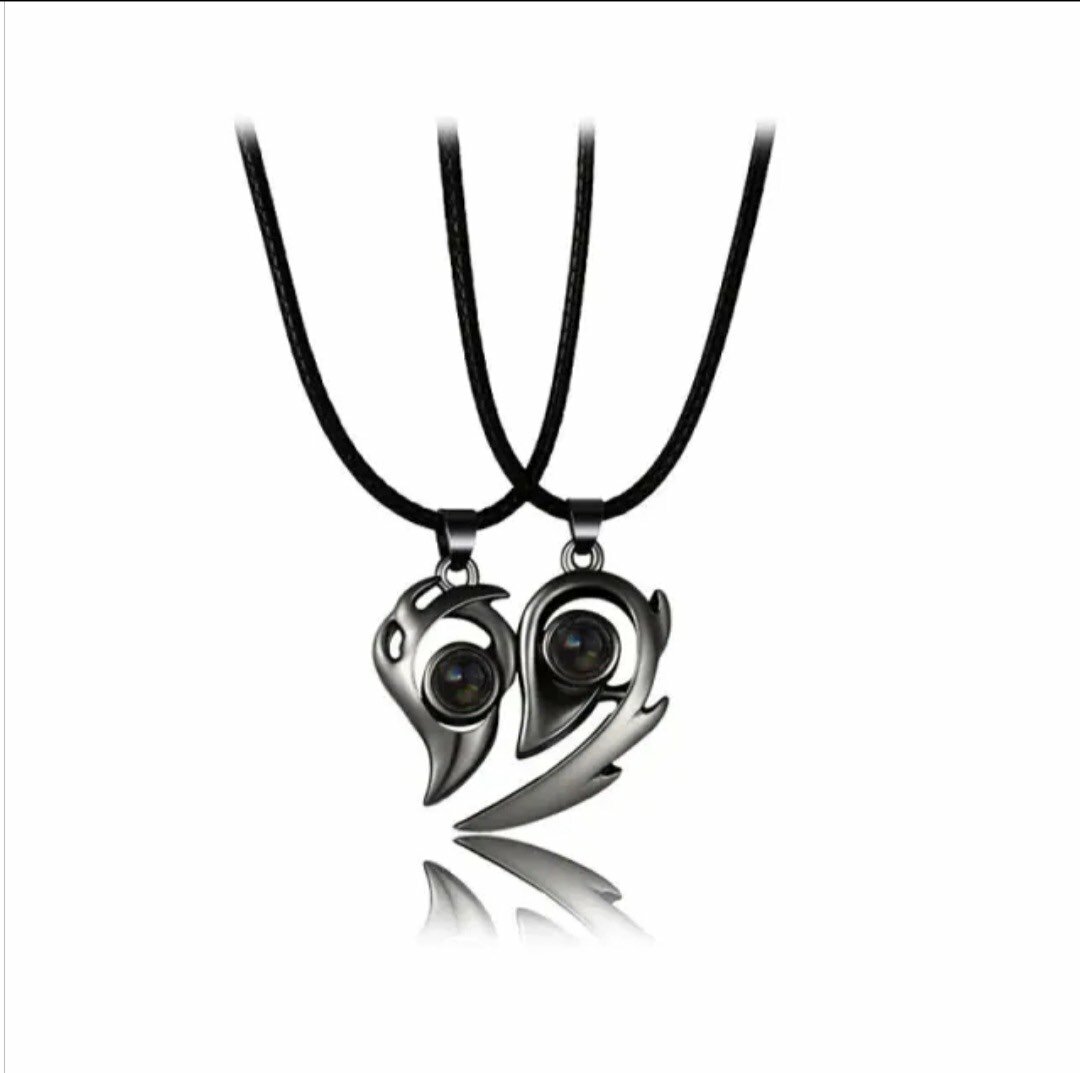 Couple necklaces