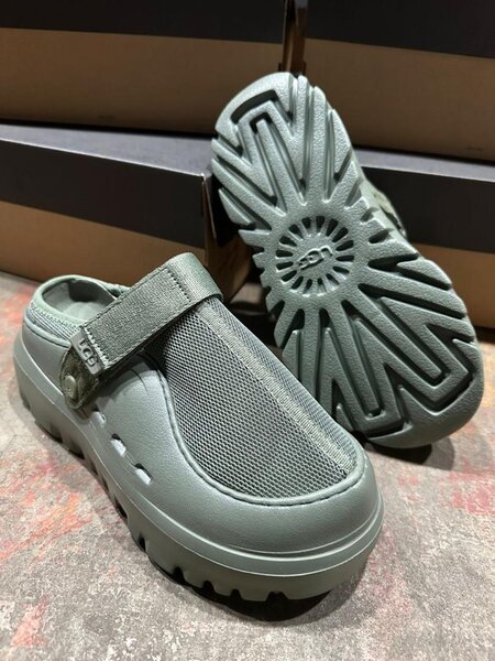 Chaussures homme vertes en caoutchouc