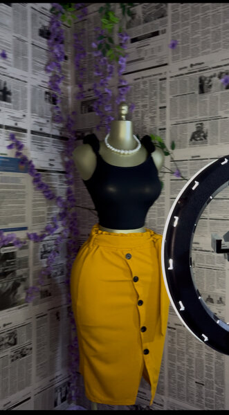 Jupe Boutonnée Jaune Femme