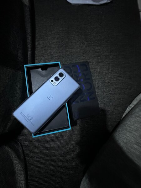 OnePlus Nord 2 256/12 très bon état