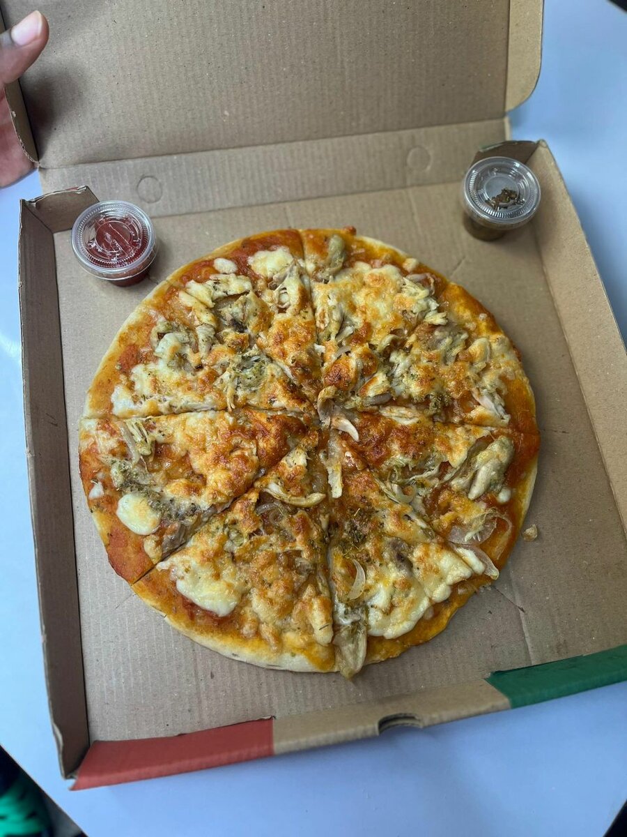 Savoureuse Pizza au Poulet