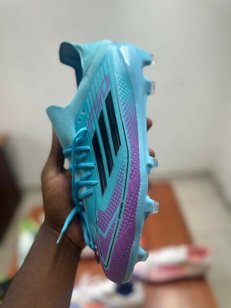 Chaussures de Foot Performances