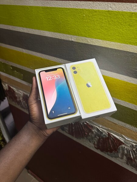 iPhone 11 Jaune 64Go Neuf