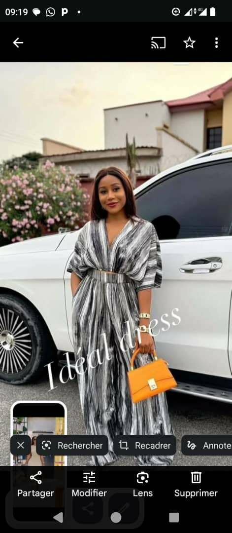 Robe Élégante en Rayures