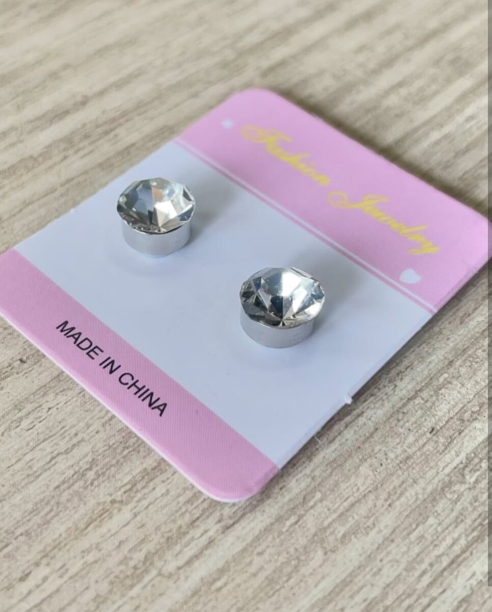 Boucles d'oreilles magnétiques