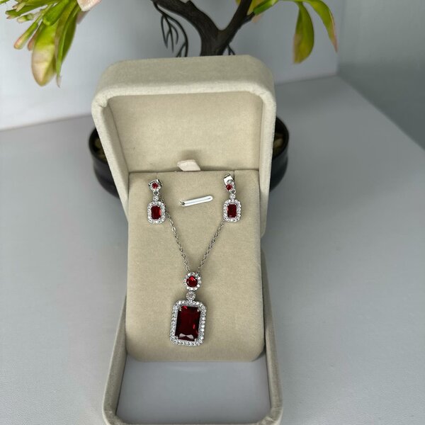 Necklace Set