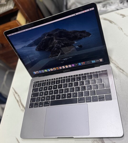 Apple MacBook Pro i5 2017