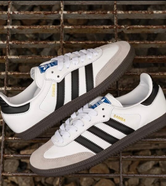 Baskets classiques blanches