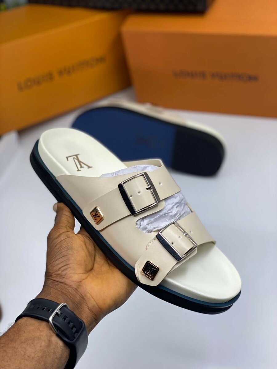 LOUIS VUITTON SLIPPERS