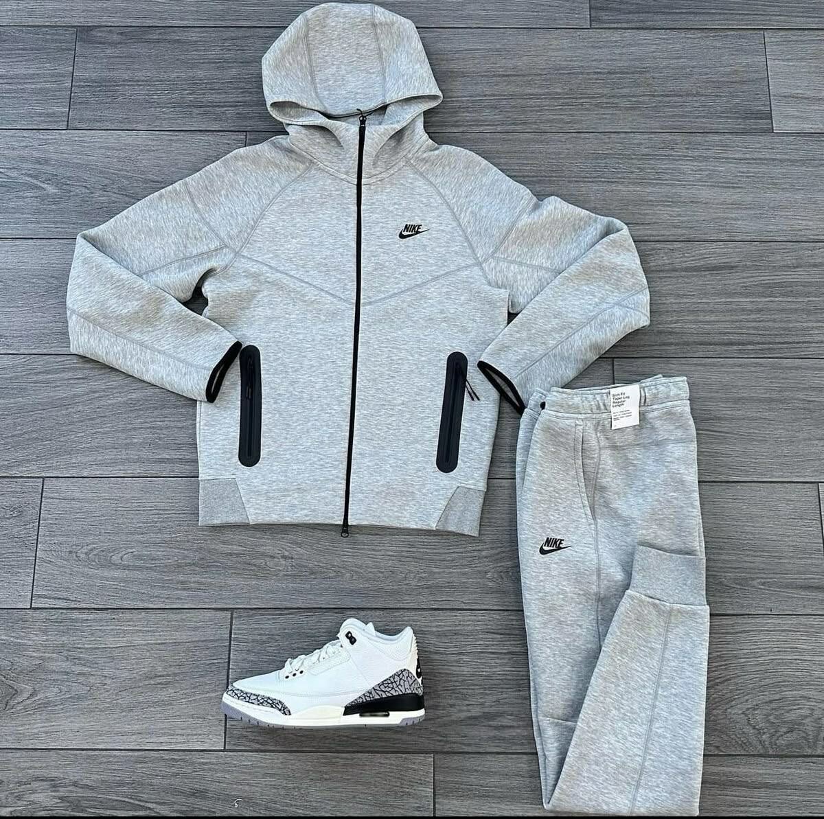 Tech fleece