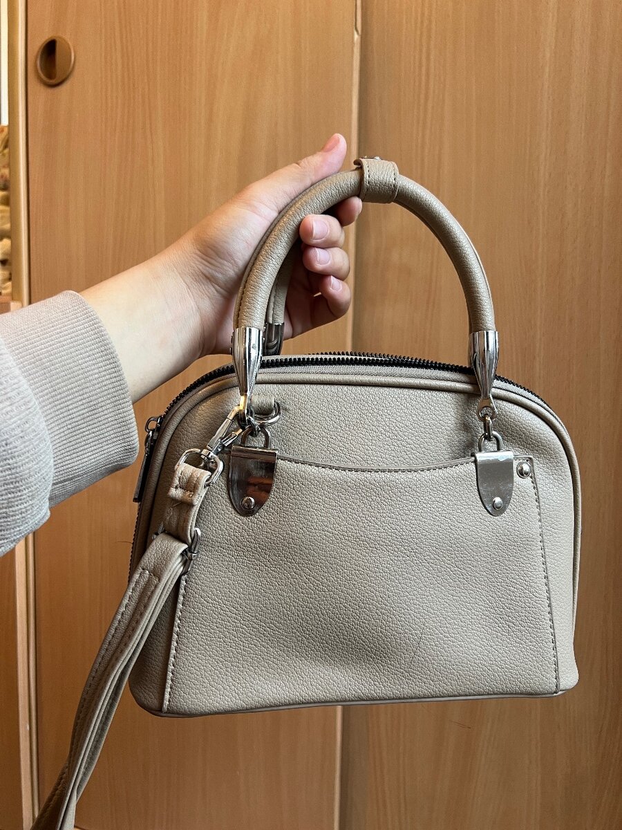 Сумка женская , 1-2 носила .