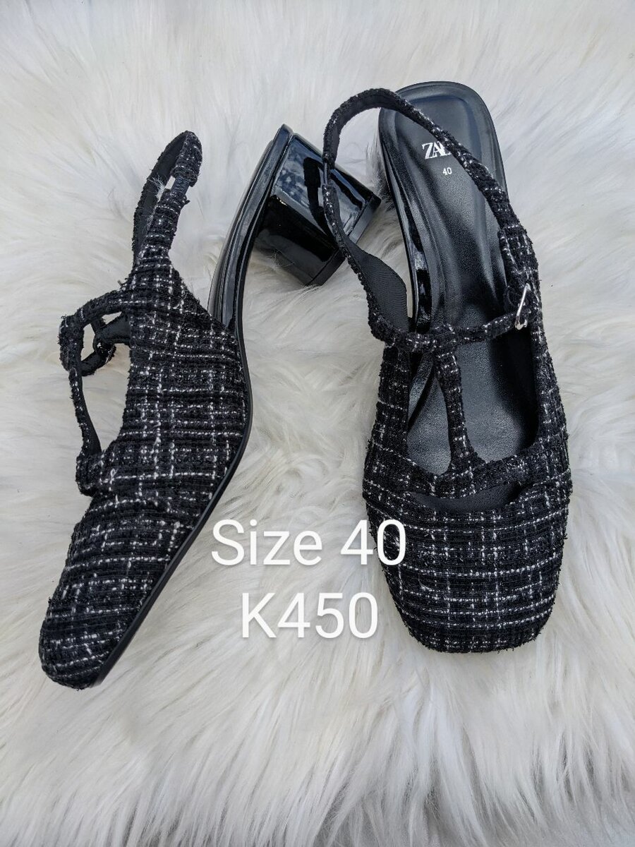 Zara thrift shoes