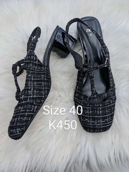 Zara thrift shoes