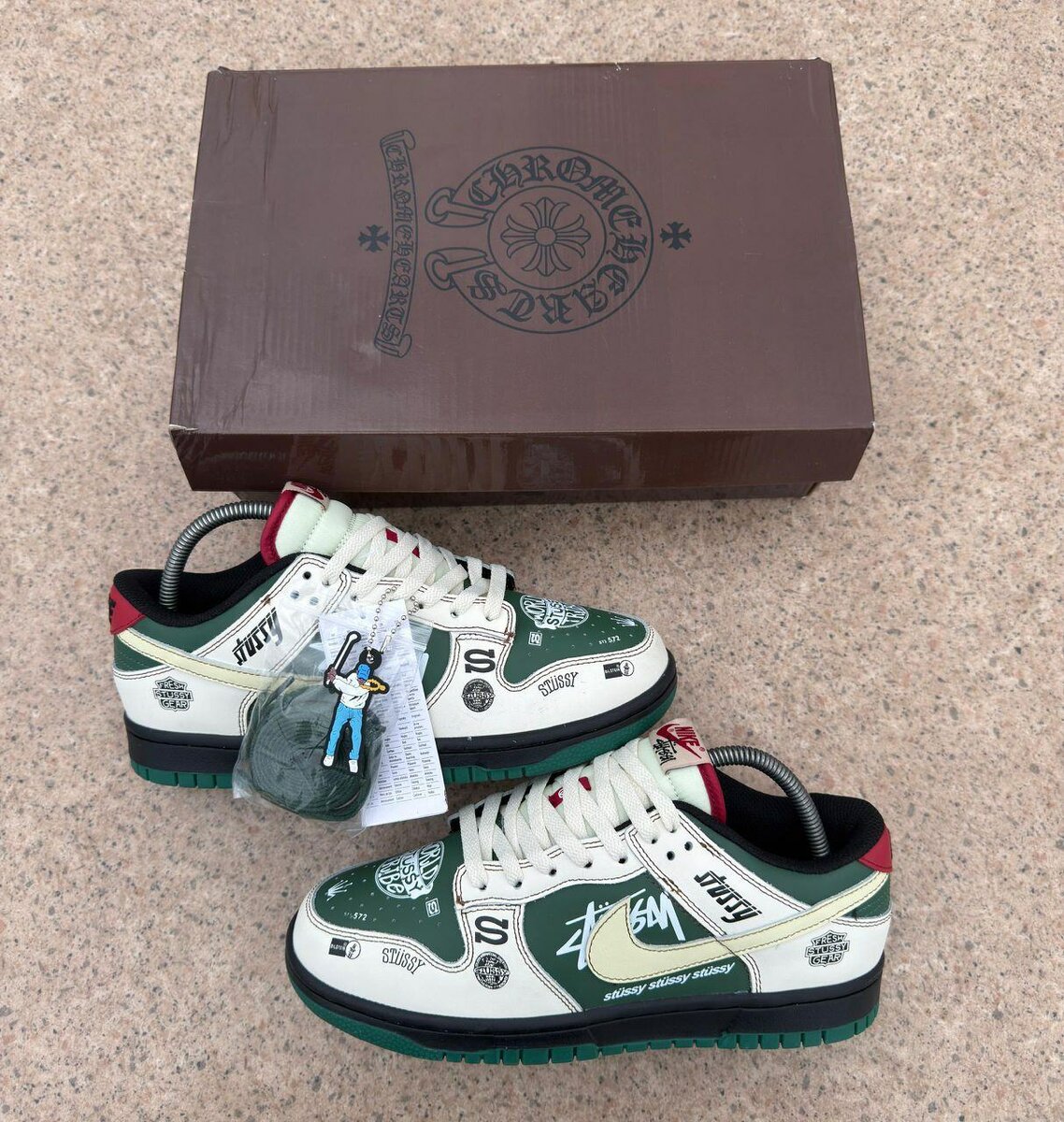 Nike SB x stussy