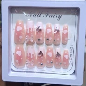 Ongles Pressés Décoratifs